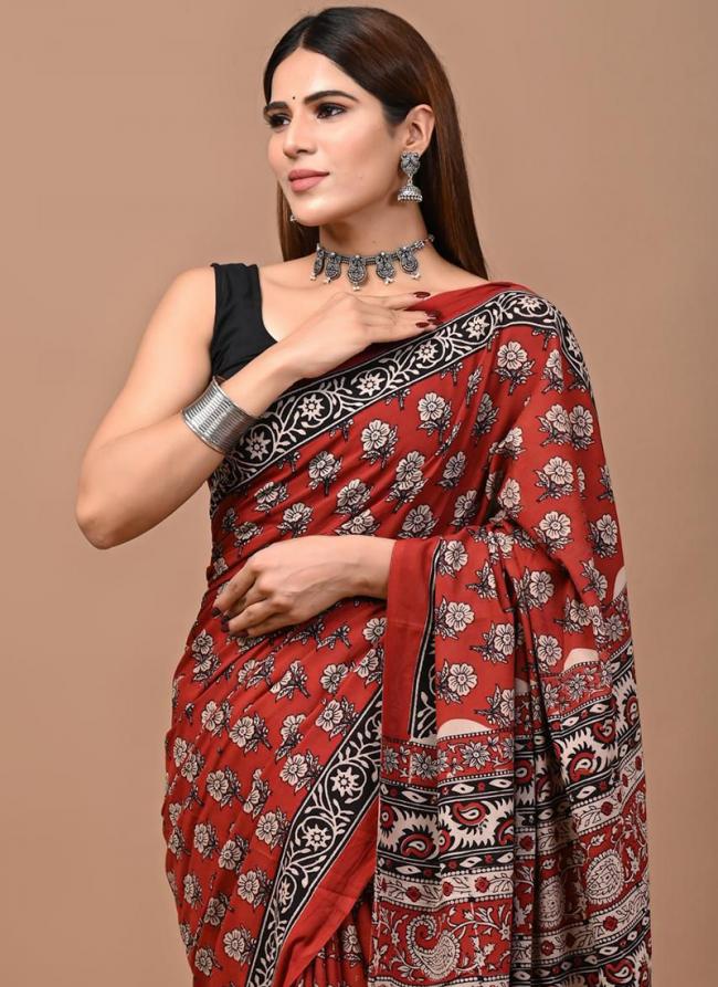 Cotton Maroon Casual Wear Printed Saree